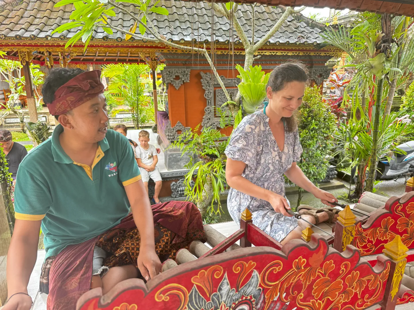 learn balinese instrument gamelan